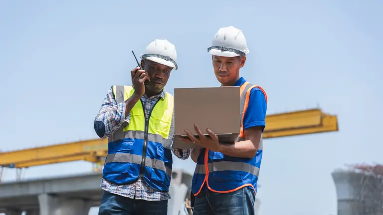 Audit Pengendalian Internal & Manajemen Proyek
