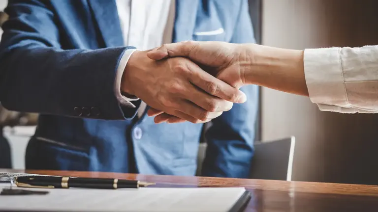 Review Proyek Investasi & Franchise